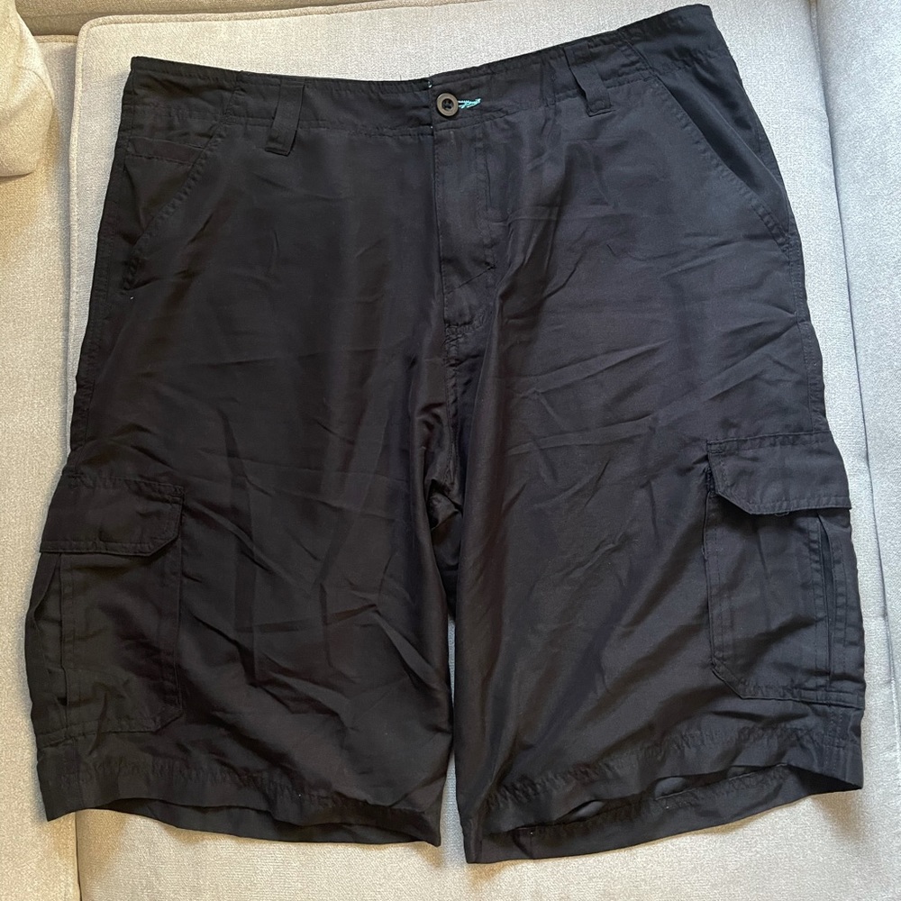 Burnside cargo hybrid shorts